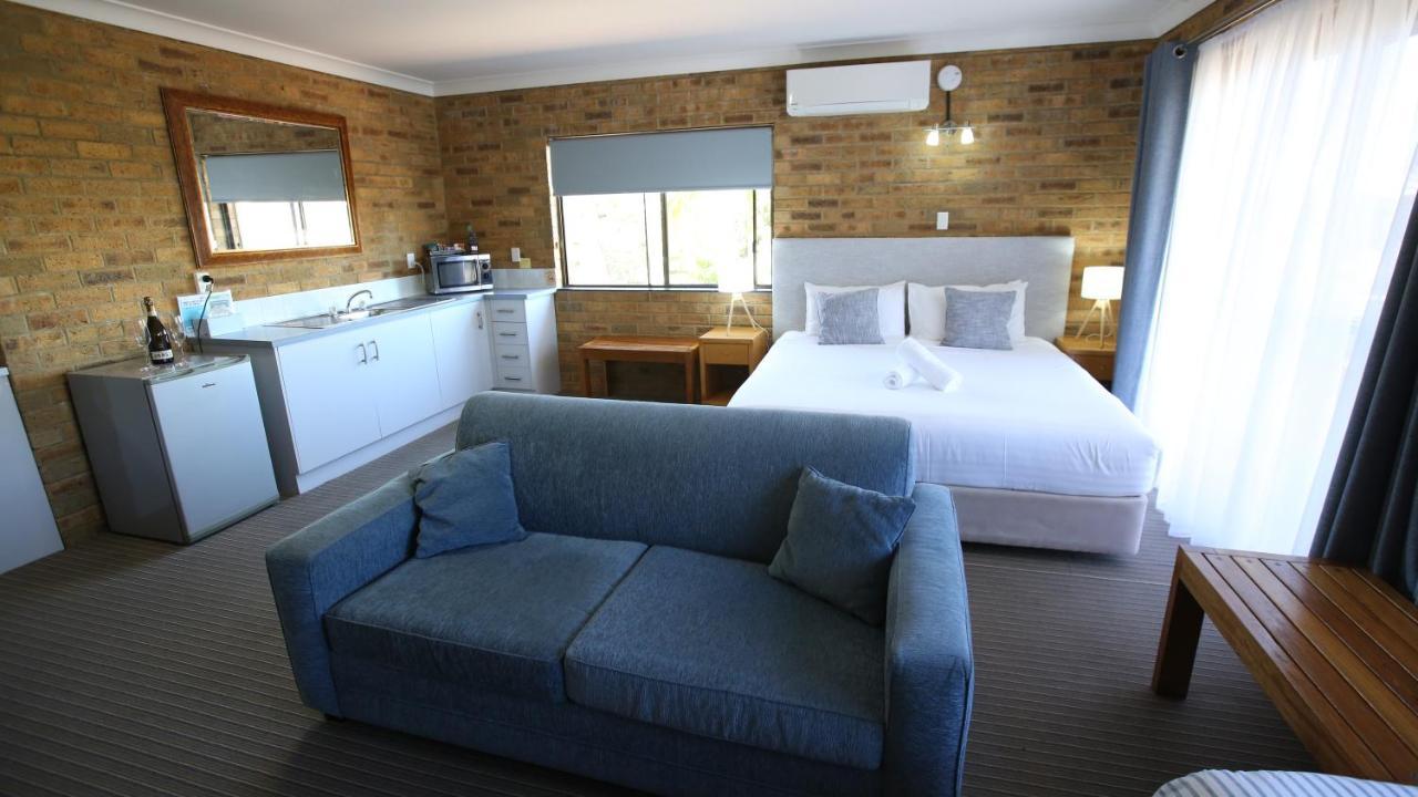 Hawks Nest Motel Buitenkant foto