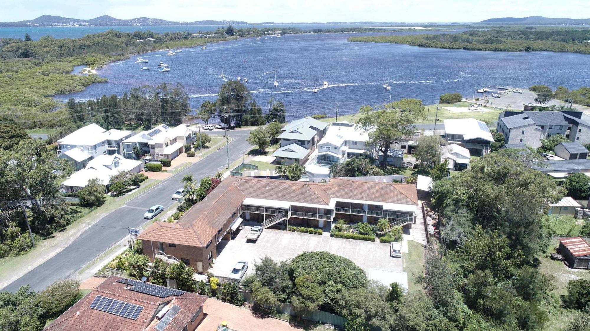 Hawks Nest Motel Buitenkant foto
